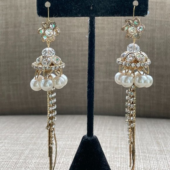 Jewelry - Women Earrings Faux White Pearl Clear Crystals Accent Fasion Jewelry Earrings